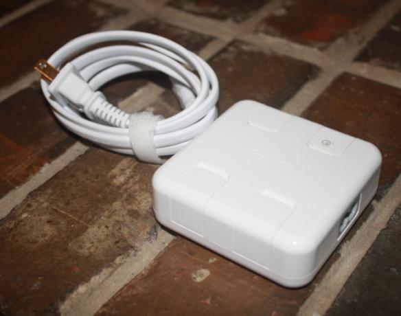 Chuwi Hi-Dock Desktop Charger Review (och Giveaway) chuwi hi dock-vinkel