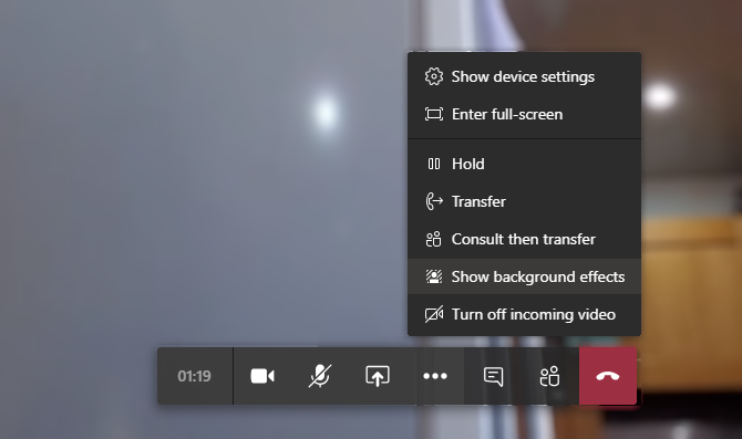 Öppna menyn för bakgrundseffekter i Microsoft Teams
