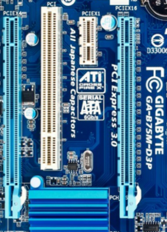 PCIe-kortplatser x16 x4