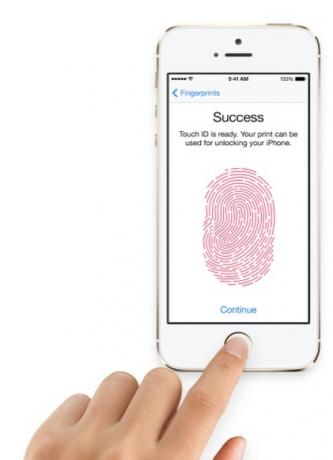 Apple släpper iPhone 5s med Touch ID, snabbare processor och ny kamera har touchid-hjälte