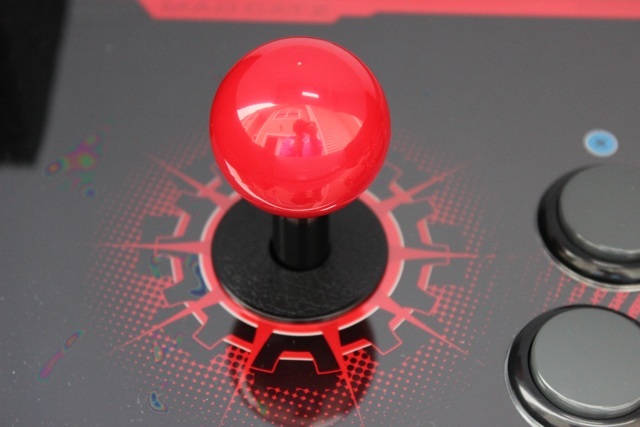 Mad Catz Arcade FightStick Tournament Edition 2 Review And Giveaway mad catz arcade fightstick turnering recension 3