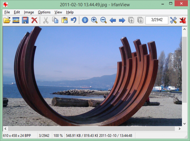 Detta är en skärmdump av ett av de bästa Windows-programmen. Det heter IrfanView Image Viewer