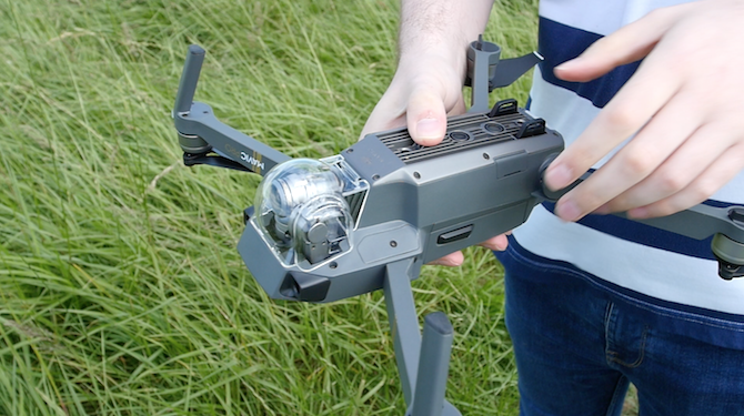 Det här är drönaren du letar efter: DJI Mavic Pro Review Mavic Undercarriage