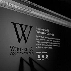 wikipedias historia