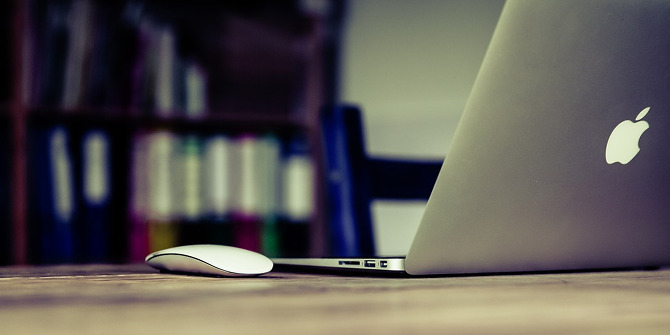 11 saker du måste göra med en helt ny bärbar macbook och mus på skrivbordet
