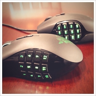 Razer Naga, Logitech G600 MMO Gaming Mice Review och Giveaway razer naga logitech g600 gaming mouse review