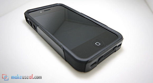 Giveaway: iPhone 4 Defender (+ Commuter Cases by Otterbox) commuter6